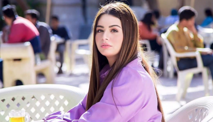 الفنانة هنادي مهنا